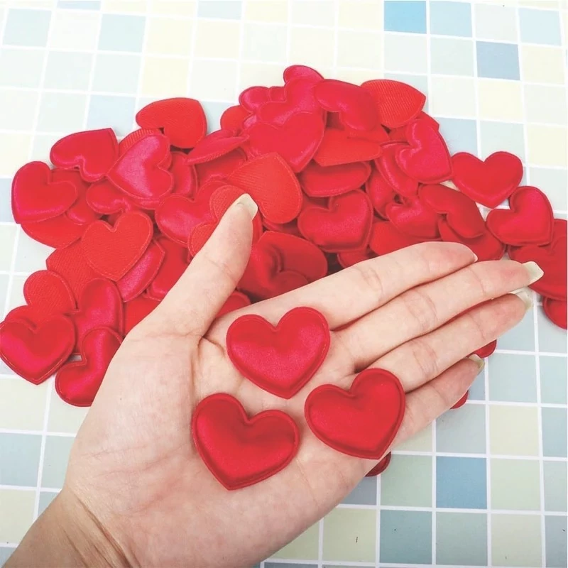 ابزار تزئین کادو مدل قلب پارچه ای قرمز بسته 100 عددی